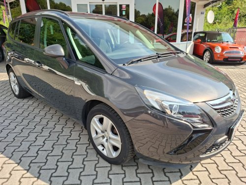 opel-zafira-tourer-2-0cdti-96kw-7-mist
