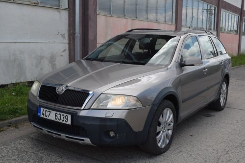 skoda-octavia-scout