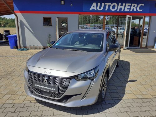 peugeot-208-elektro-100kw-navigace