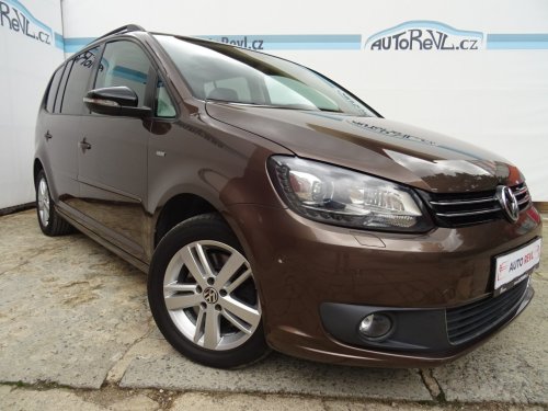 volkswagen-touran-1-4i-103kw-dsg-match-s-k-navi