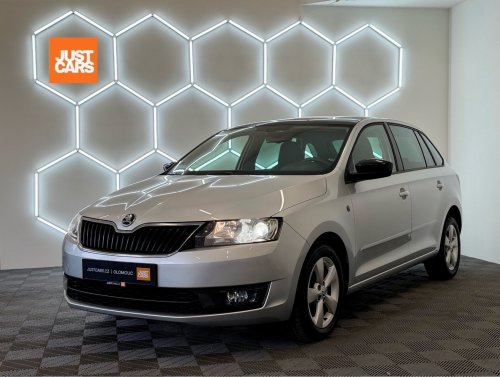 skoda-rapid-1-2-tsi-gps-navi-pano-serv-kn