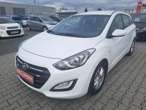 hyundai-i30-1-6i-88kw-klimatizace