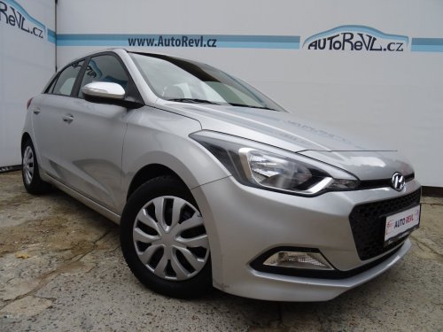 hyundai-i20-1-2i-1majcr-s-kniha-klima