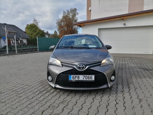toyota-yaris