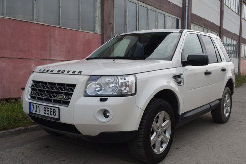 land-rover-freelander-automat-slusny-stav-dvd